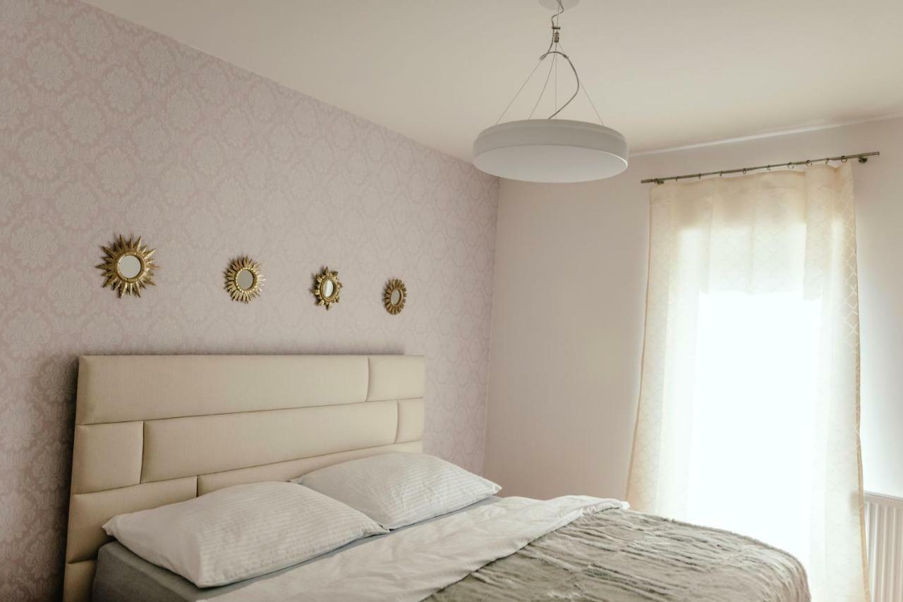 Luxury Apartments Zelny Trh 4 Brno Luaran gambar