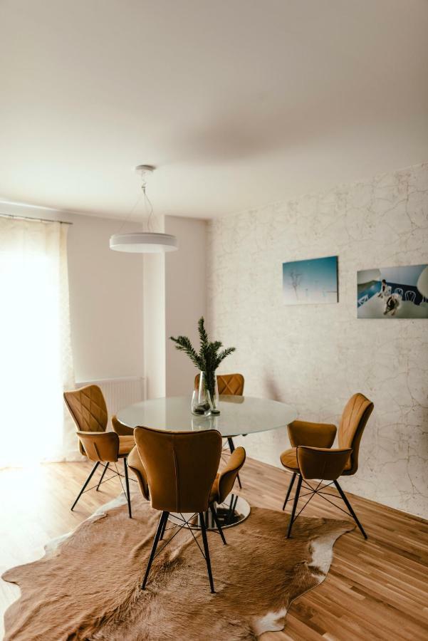 Luxury Apartments Zelny Trh 4 Brno Luaran gambar
