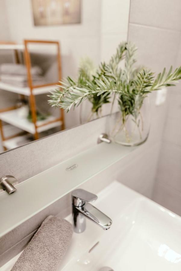 Luxury Apartments Zelny Trh 4 Brno Luaran gambar