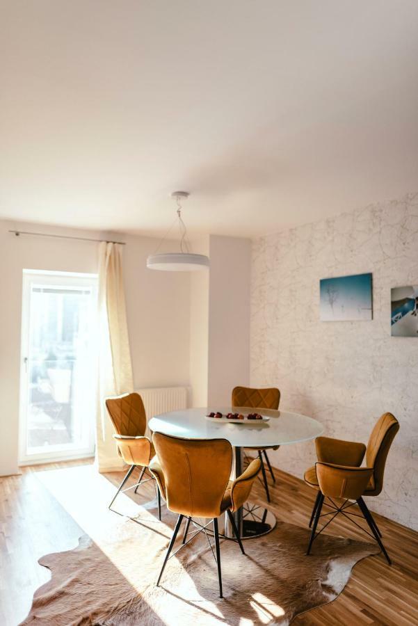 Luxury Apartments Zelny Trh 4 Brno Luaran gambar